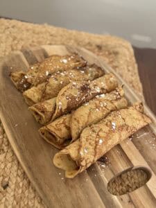 Delicious gluten-free crepes filled with sweet or savory ingredients, perfect for a flexible and nev.