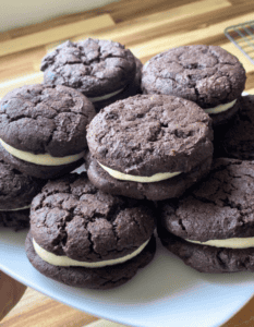 Delicious gluten-free whoopie pies with creamy filling, no seed oils or corn syrup.