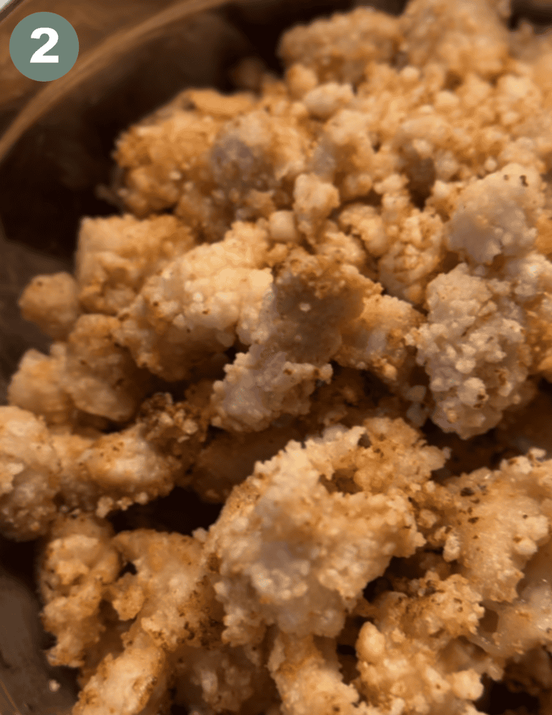 Fried chicken chunks coated in batter 